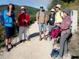 CIEGOS católicos hacen el Camino de SANTIAGO